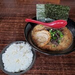 麺や丸壱 - とんこつラーメン黒＋ライス2021.10.27