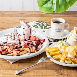 ALOHA CAFE Pineapple_1