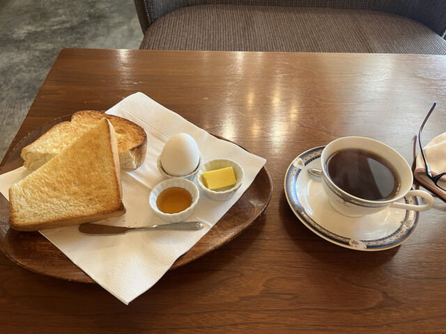 Nagicoffee 凪珈琲 ナギコーヒー 反町 カフェ 食べログ