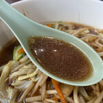 中華食堂 かどや - スープもコクがあり、ウマかった