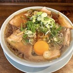 ひろちゃんラーメン! - 中華そば並（850円）＋ネギ（100円）＋生卵（50円）