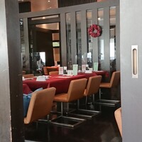謝朋殿 - 