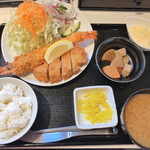 なかうらわ食堂 - 有頭海老フライとハーフとんかつ定食