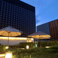 ベージュ アラン・デュカス 東京 - 