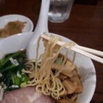 金沢飯店 - パキパキした食感の麺
