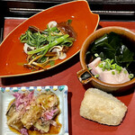 Suzukino - 先付です　鮭の白子 天然えのきと芹の煮浸し 焼き茄子と菊花の割り醤油和え 里芋唐揚げです