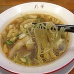 彩華ラーメン - 半麺でちょうどいい(^-^)