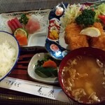 末広和風レストラン - 料理写真:刺身とクリームコロッケセット1450円（税込）