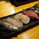 寿司屋まつい - 秋刀魚炙り、のどぐろ、天然ホタテ炙り、天然ぶりトロ、大羽イワシ