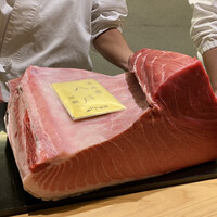 鮨 なんば 日比谷 - 八戸の鮪