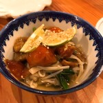 晩酌と晩御飯 ちょうつがひ - 季節のおひたし。言われないとおひたしと思わないビジュアル。美味しい。