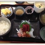 佳緒 - 刺身ランチ980円
      2012.11