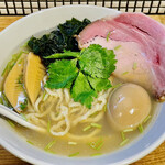 らーめん改 - 貝塩ラーメン（味玉トッピング）