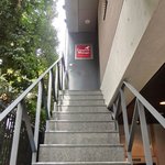 コントワール ミサゴ - 外観の2階入口への風景です