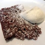 コントワール ミサゴ - 蝦夷鹿のラザニア＆サラダプレート 1100円 のガトーショコラ