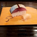 馬車道 大かわ - 鯖寿司