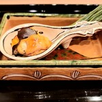 馬車道 大かわ - 柿と牡蠣の胡麻みそかけ