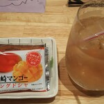 ボーノ - リンゴジュース  お菓子もらった