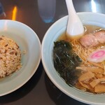 揚子江美術館 - 