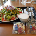 ハッピーデイズ カフェ - グリンサラダと写生河口湖多佳美～☆
