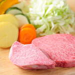 Koube Gyuu Suteki Sen - 肉＿サーロイン、ヘレ、焼き野菜Bパターン