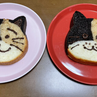 ねこねこ食パン_0
