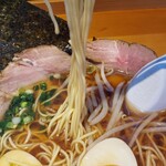 備前いろは堂 - やや細目のストレート麺