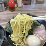 らーめん武蔵家 - 麺