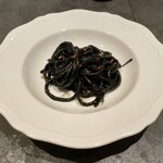 三和 - イカスミのスパゲッティ