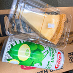 MANG COLAS × KATUTUBO - ココナッツウォーターにチーズケーキ！甘党感涙