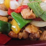 Kashiwaya - 鶏肉とピーマンのカシューナッツ炒め アップ