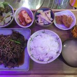 韓国料理 ホンデポチャ - プルコギ定食