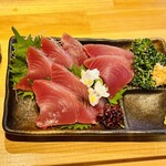 高松商店 - ケンケン鰹(和歌山)の刺身