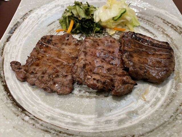 牛たん　ほづみ - 陸前山下（肉料理）の写真