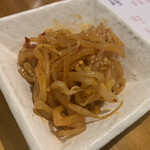 うどん酒場 徳三郎 - 辛もやし