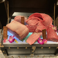 西麻布 焼肉 X - 宝箱