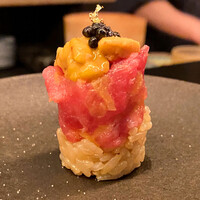 鮨 四 - 【創作鮨】マグロとウニのミルフィーユ