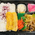 ランチBOX あいちゃん - ＜日替わりランチ弁当 All ¥650-＞
 A弁当:回鍋肉
 B弁当:カツカレー
 C弁当:日替わり:生姜焼き