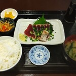 日乃本食堂 - カツオ刺身定食　740円