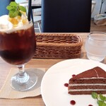 こがめ かふぇ - ティラミスケーキセット