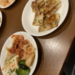 Koriya - チヂミやサラダは食べ放題（＾∇＾）