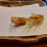大石 - 車エビの頭