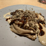 マンサルヴァ - こちらは打って変わって、秋らしさ満開のふくよかな味わいの温前菜。青臭さとは無縁のサンジョベーゼのエレガンスが、そのボリューム感を支えていい感じ