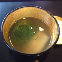三友居 高輪店 - 吸物：落鮎