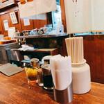 支那麺 はしご - 内観