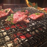 飛び牛出汁焼肉 舌賛 - 