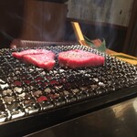 飛び牛出汁焼肉 舌賛 - 