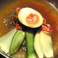 和牛焼肉 土古里 上野バンブーガーデン店 - 冷麺。フェアをやっていたみたいで何種類もあった。