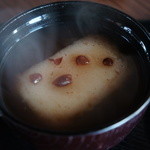 Jimba sanchou shimizu chaya - お汁粉　350円　餅も柔らかく美味しいけど小豆があんまり入って無く、戦時中の雑炊ってこんな感じなのかなと思いましたｗ
