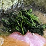 横浜家系ラーメン 三郷家 - ほうれん草。
